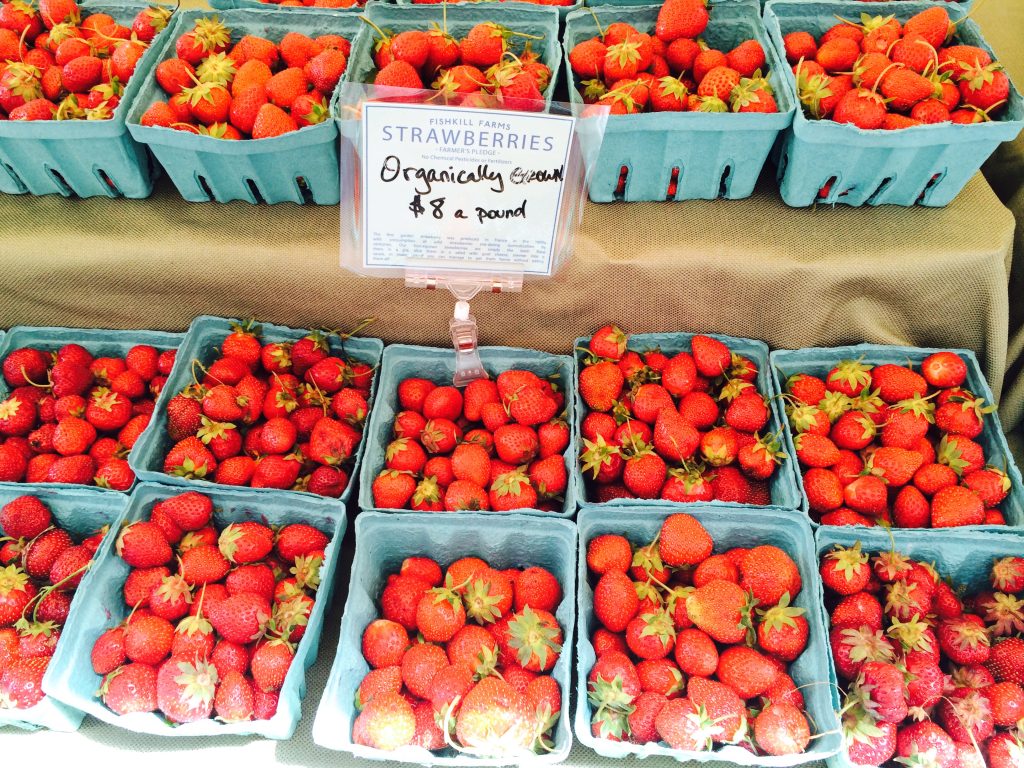 strawberries farmers market
