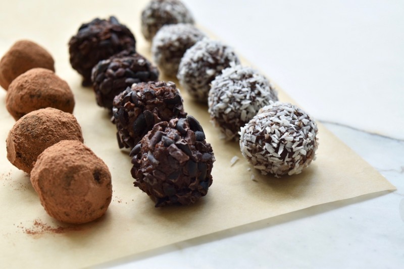 Quick Healthy Snack Recipes - Chocolate Truffles