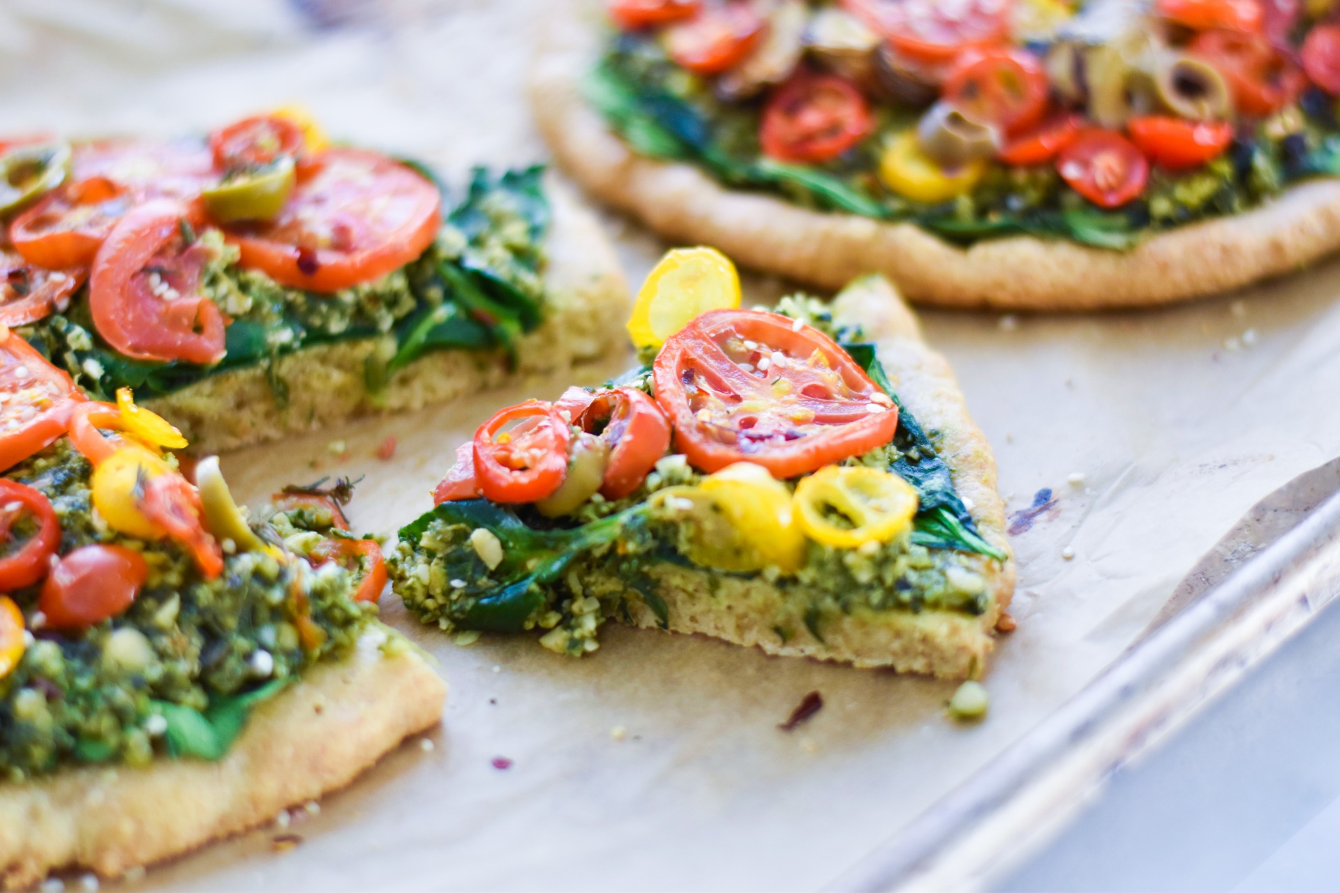 Roasted Tomato Pesto Pizza