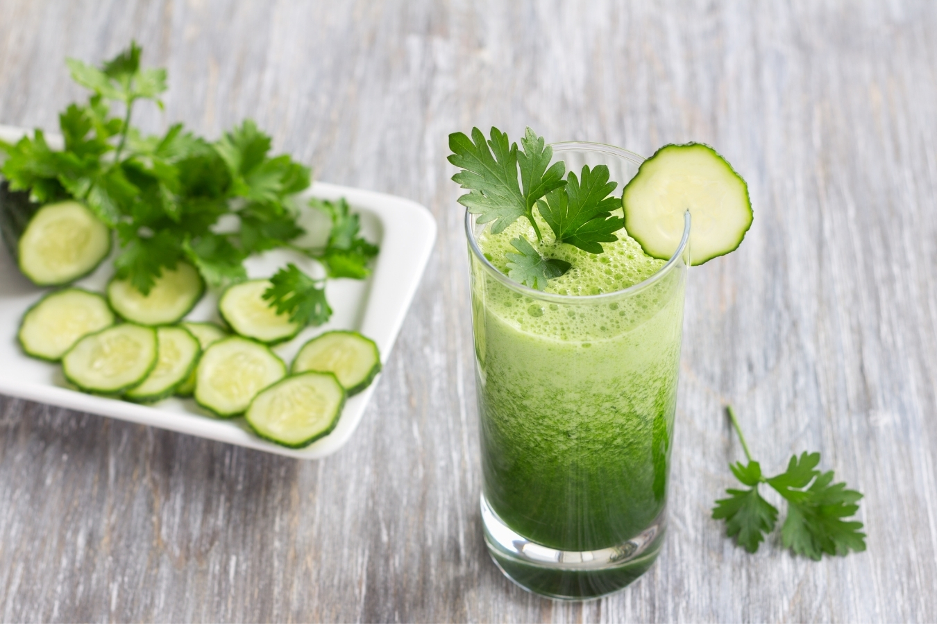 Healthy 4th Of July Recipes: Green Gin Lemonade